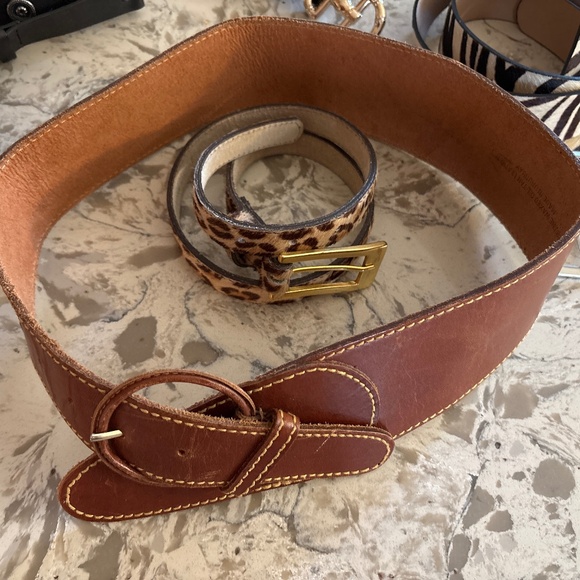 Lot of 6 Women’s Assorted Belts Nice! S/M - Picture 3 of 9